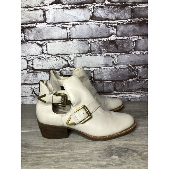 Elliot Lucca Ivory Leather Anthropologie Gold Buckle Heel Booties Women 7M US/38 - Picture 3 of 16